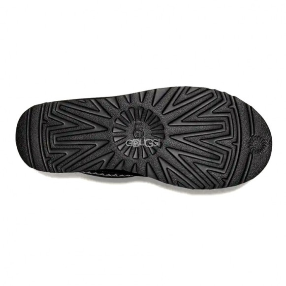 Женские короткие угги Classic Short Crescent - Black