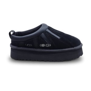 Ugg Classic Slipons Black